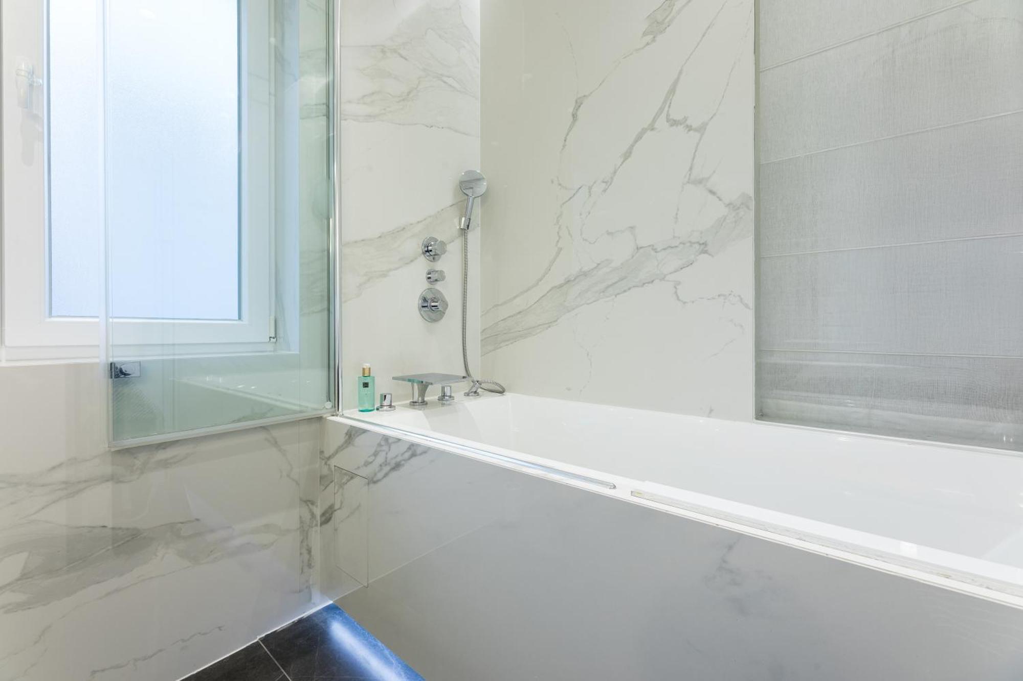 Fortuna Luxury Rooms 1 Split Exterior photo